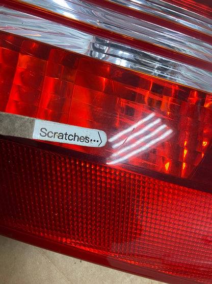 2004 - 2005 Toyota Sienna Left Driver LH Side Inner Tail Light AD6216 LK3