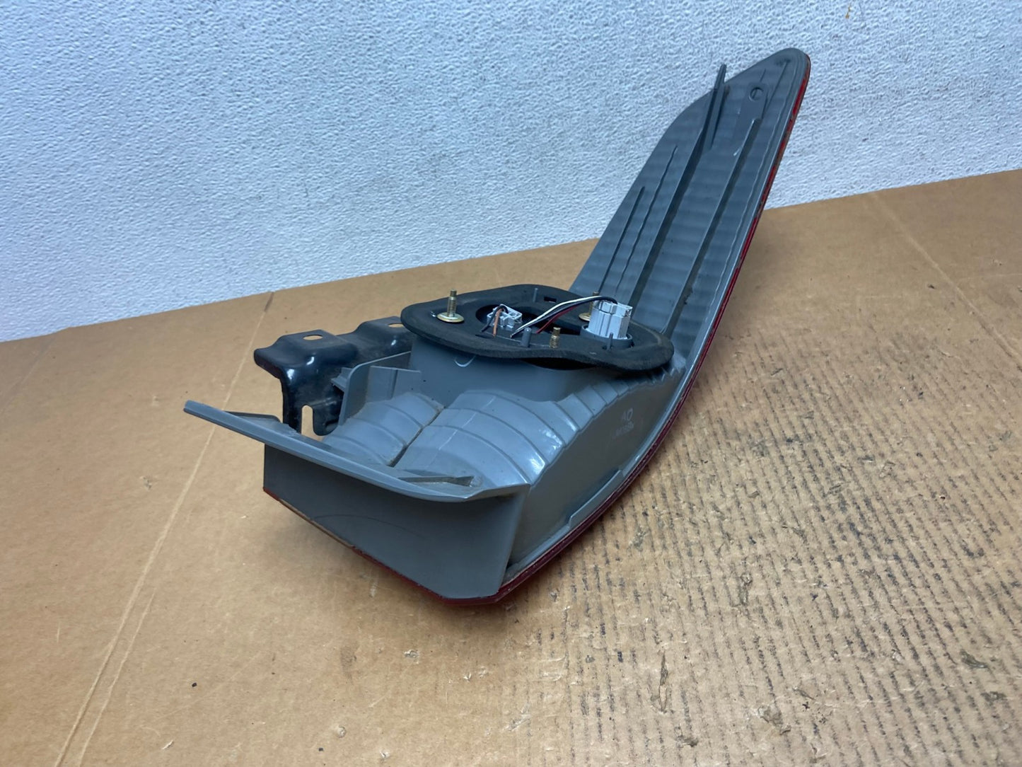 2003 to 2004 Honda Accord Sedan Right Passenger Rh Side Tail light AE0233 LK4