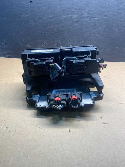 2006 Jeep Grand Cherokee Integrated Power Fuse Box Body Control Module AC7036 DG1