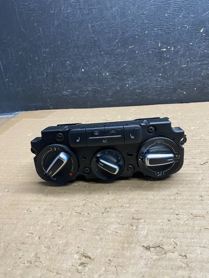 2011 - 2014 Volkswagen Jetta Center Climate Control Panel AC Heater ag8392 DG0