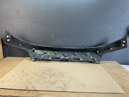 2015-2017 Subaru Outback Rear Liftgate Trunk Panel Trim Molding AB7989 DG4