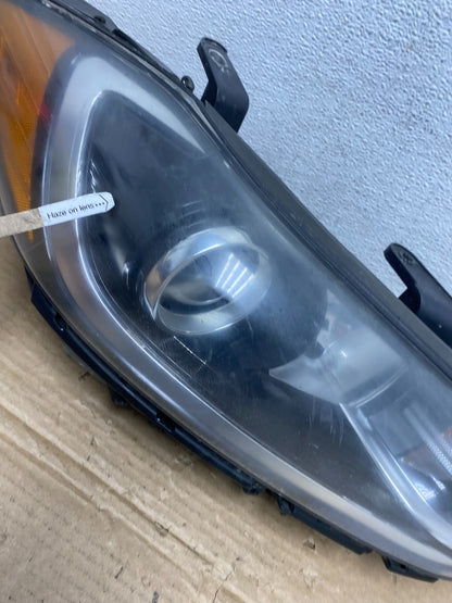 2017 - 2018 Hyundai Elantra Right Passenger RH Side Headlight AD3921 DW4