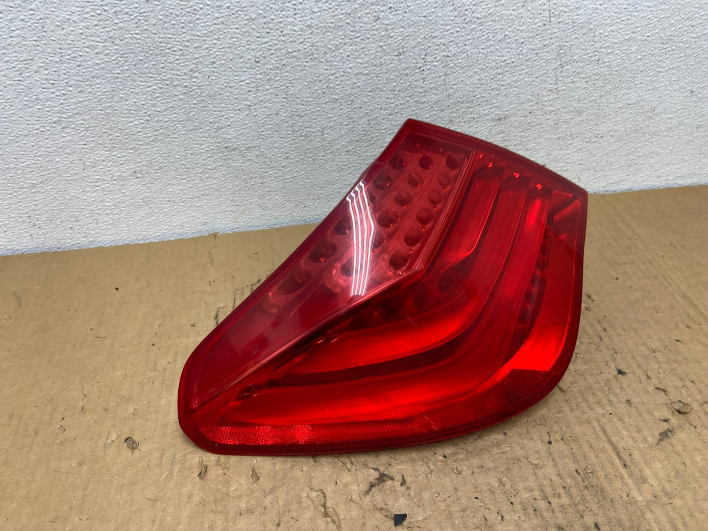 2009 to 2012 Bmw 7-Series F01 F02 750i Left Driver LH Tail Light AC8183 LK2