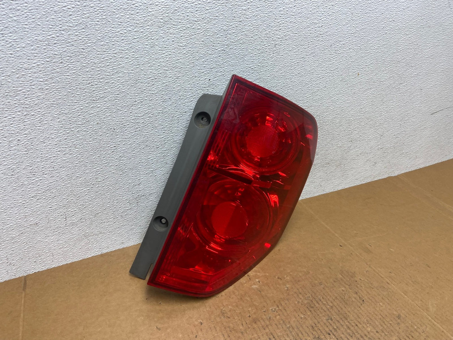 2003 2004 2005 Honda Pilot Right Passenger RH Side Tail Light AE0509 LK2