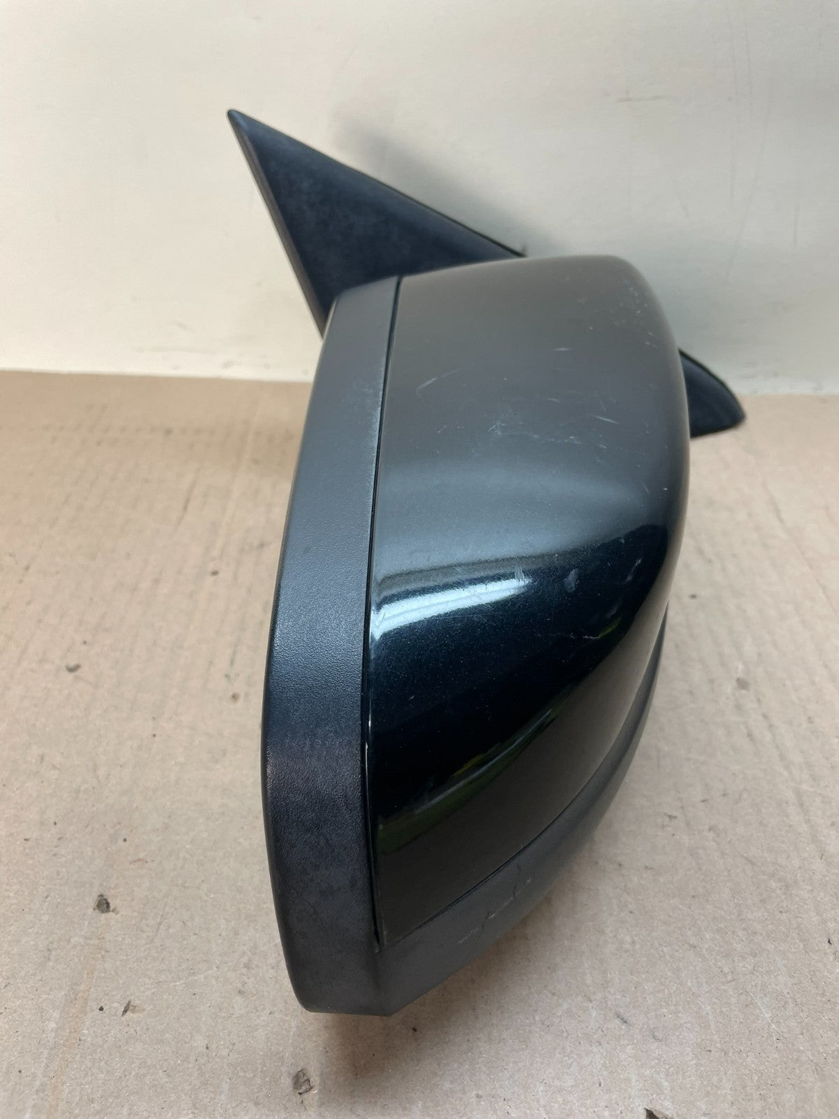 2010 to 2018 Ford Taurus Right Passenger View Door Mirror AJ0750 DG8