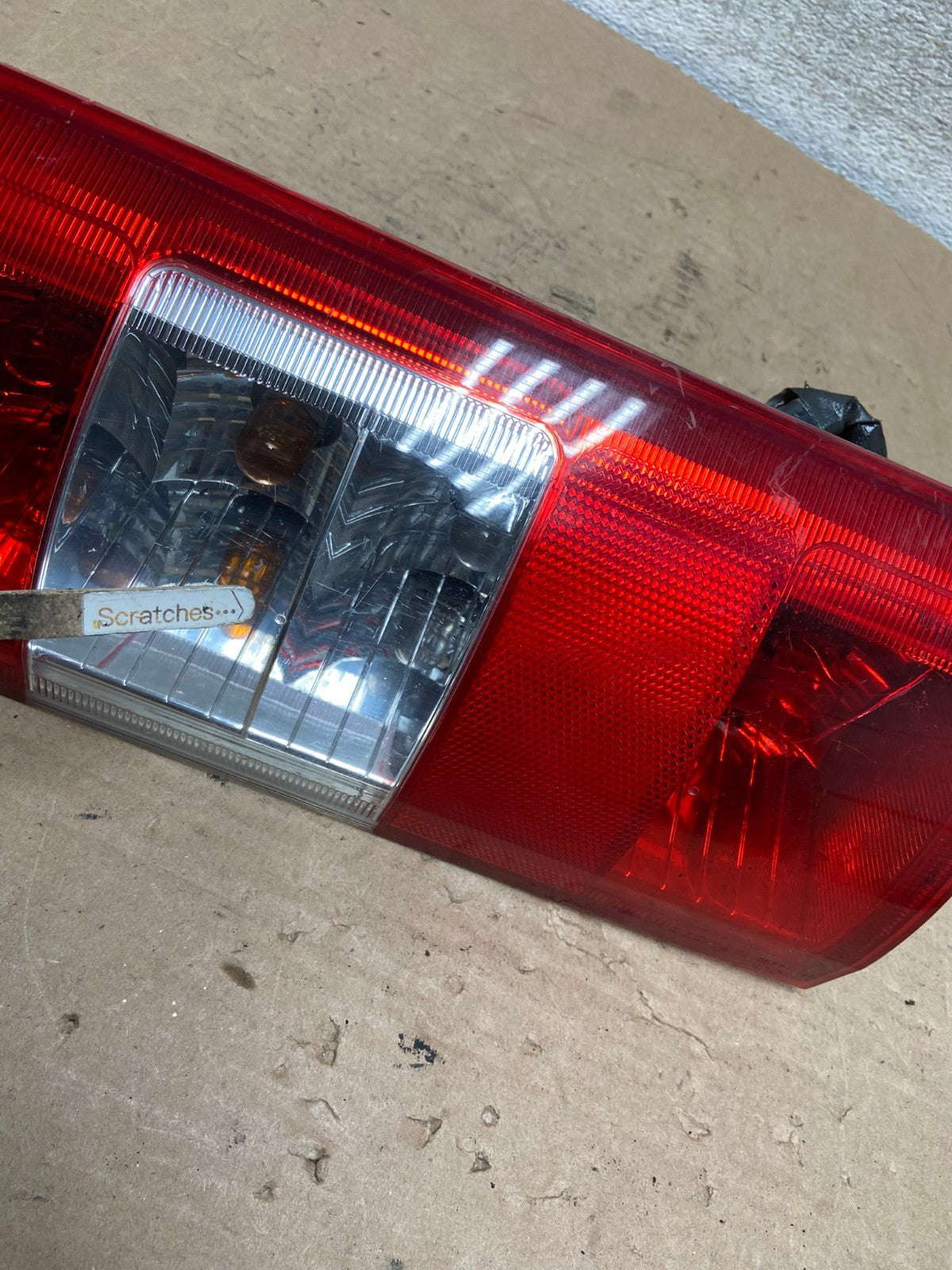 2010 to 2013 Ford Transit Connect Right Passenger Side Tail Light AI0974 LK3