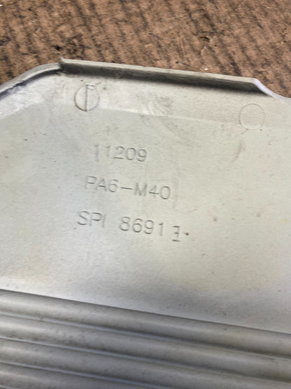 2004 to 2006 Toyota Sienna Highlander 3.3L  Top Engine Cover Lid N1970 PS8