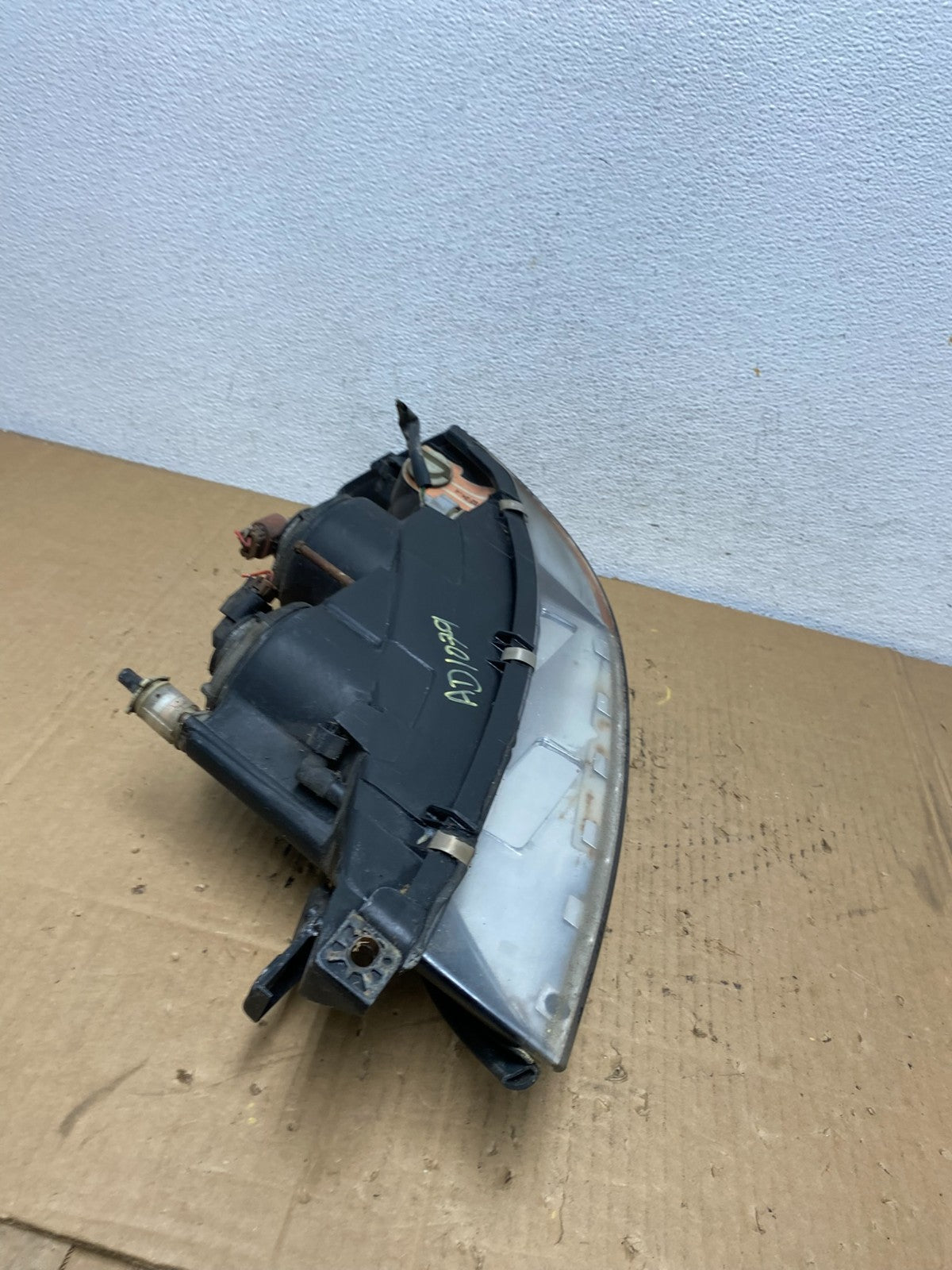 1992 to 1994 Lexus Es300 Right Passenger RH Headlight Halogen AD1079 DW8