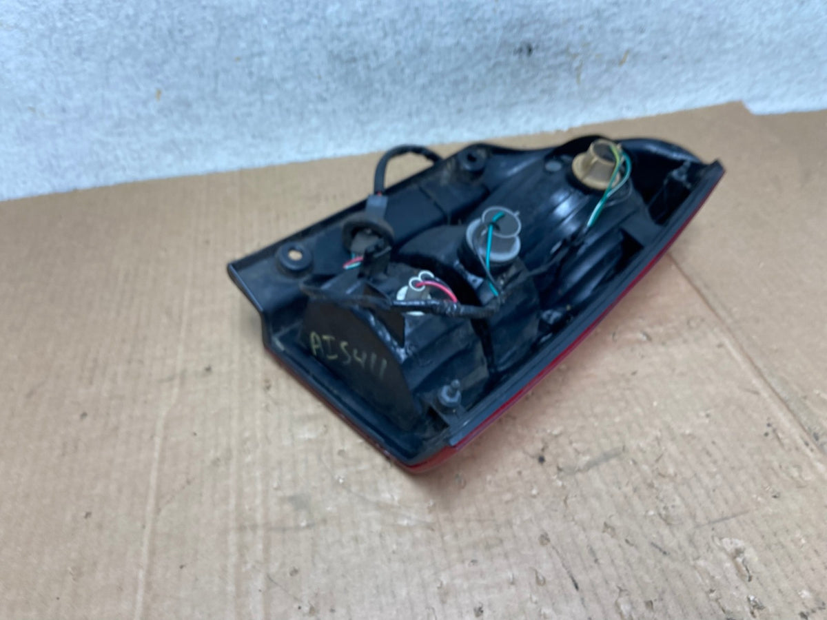 2005 to 2012 Nissan Pathfinder Tail light Left Driver Lh Side AI5411 LK4