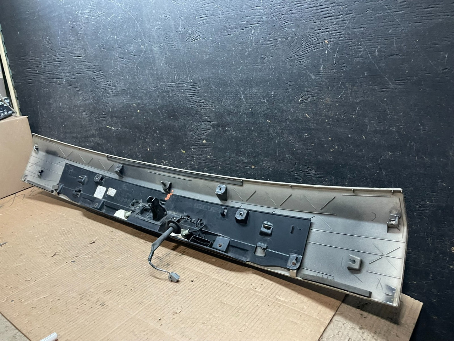 2011-2018 Dodge Grand Caravan Rear Tail Gate Trim Molding Panel OEM Y2022 DG5