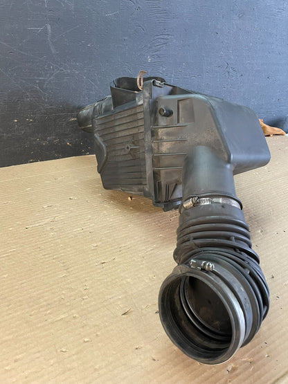 2005 to 2010 Jeep Grand Cherokee 4.7L Air Cleaner Intake Box AF3380 DG2