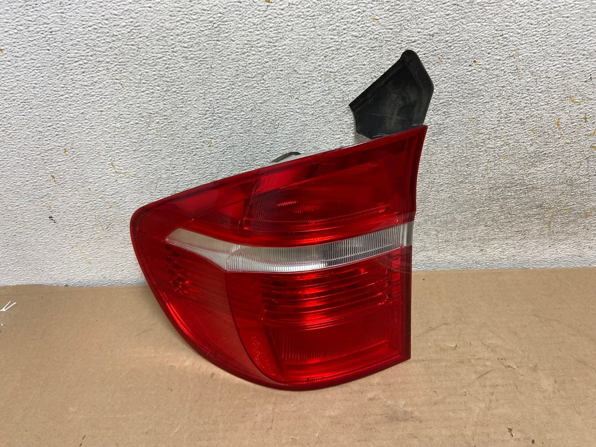 2007 to 2010 Bmw X5 E70 Left Driver Lh Side Tail Light AH9407 LK0