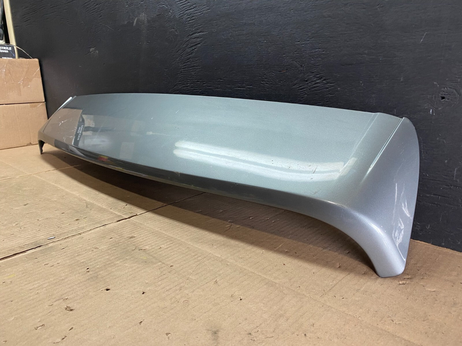 2003 to 2006 Porsche Cayenne Rear Spoiler Third Brake Light Wing OEM C9741 DG12