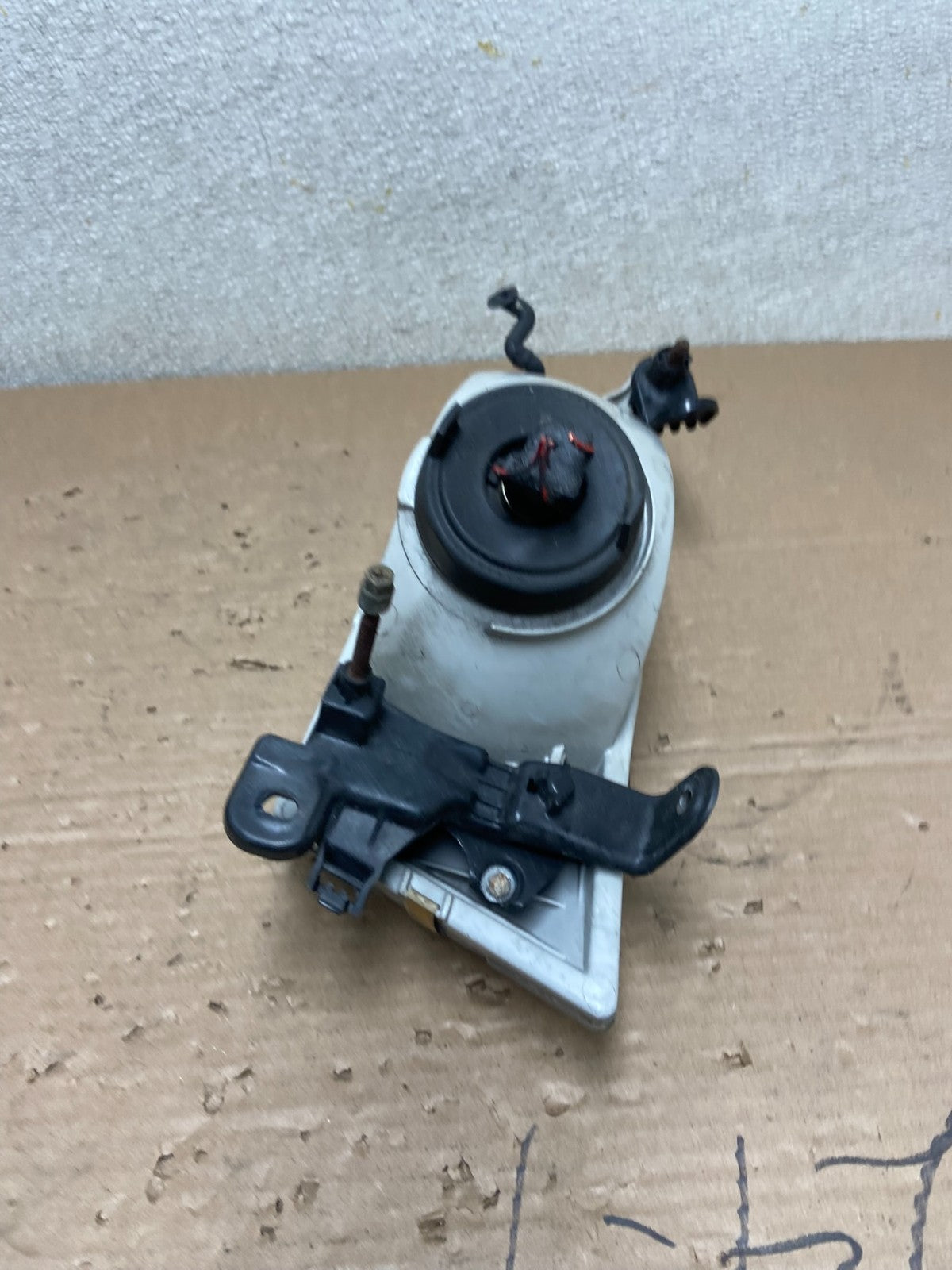 1997 1998 1999 Toyota Camry Right Passenger RH Halogen Headlight AB1479 DW5