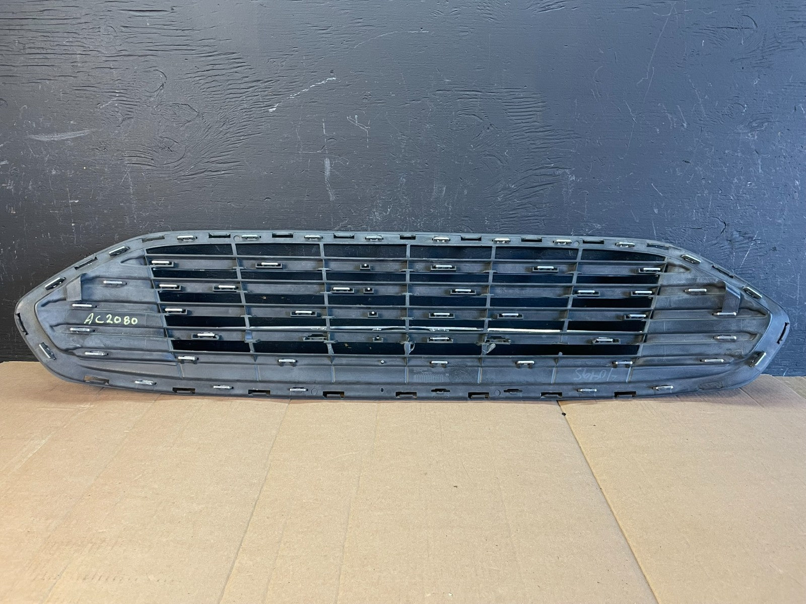 2013 to 2016 Ford Fusion Front Upper Grille Chrome Grill Bumper ac2080 DG5