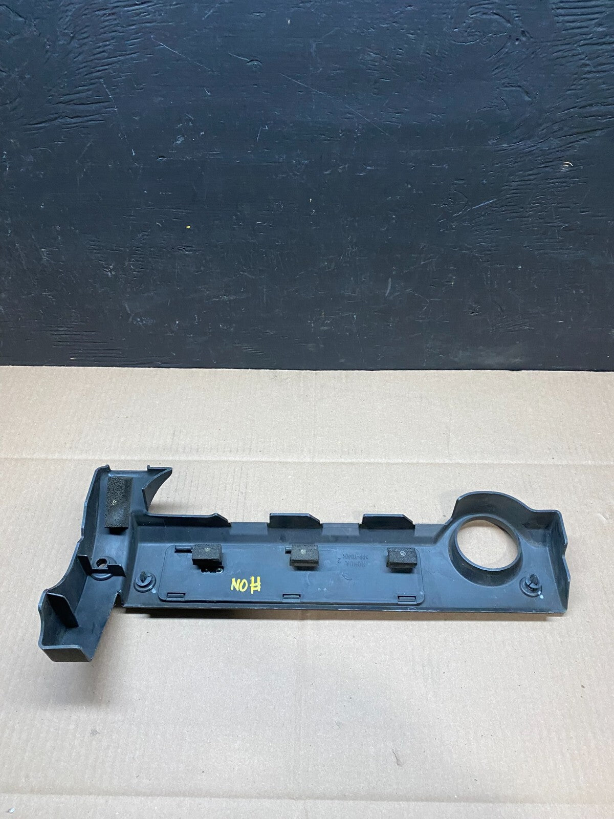 2004 to 2006 Acura TL 3.2L VTEC Engine Motor Cover Front Trim F35105