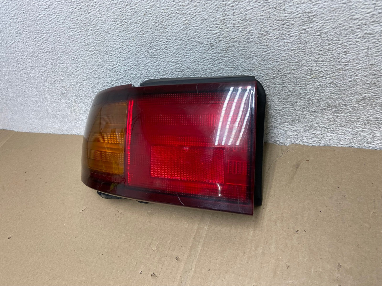 1995 - 1996 Toyota Camry Sedan Left Driver Side Lh Tail Light Lamp AG6840 LK1