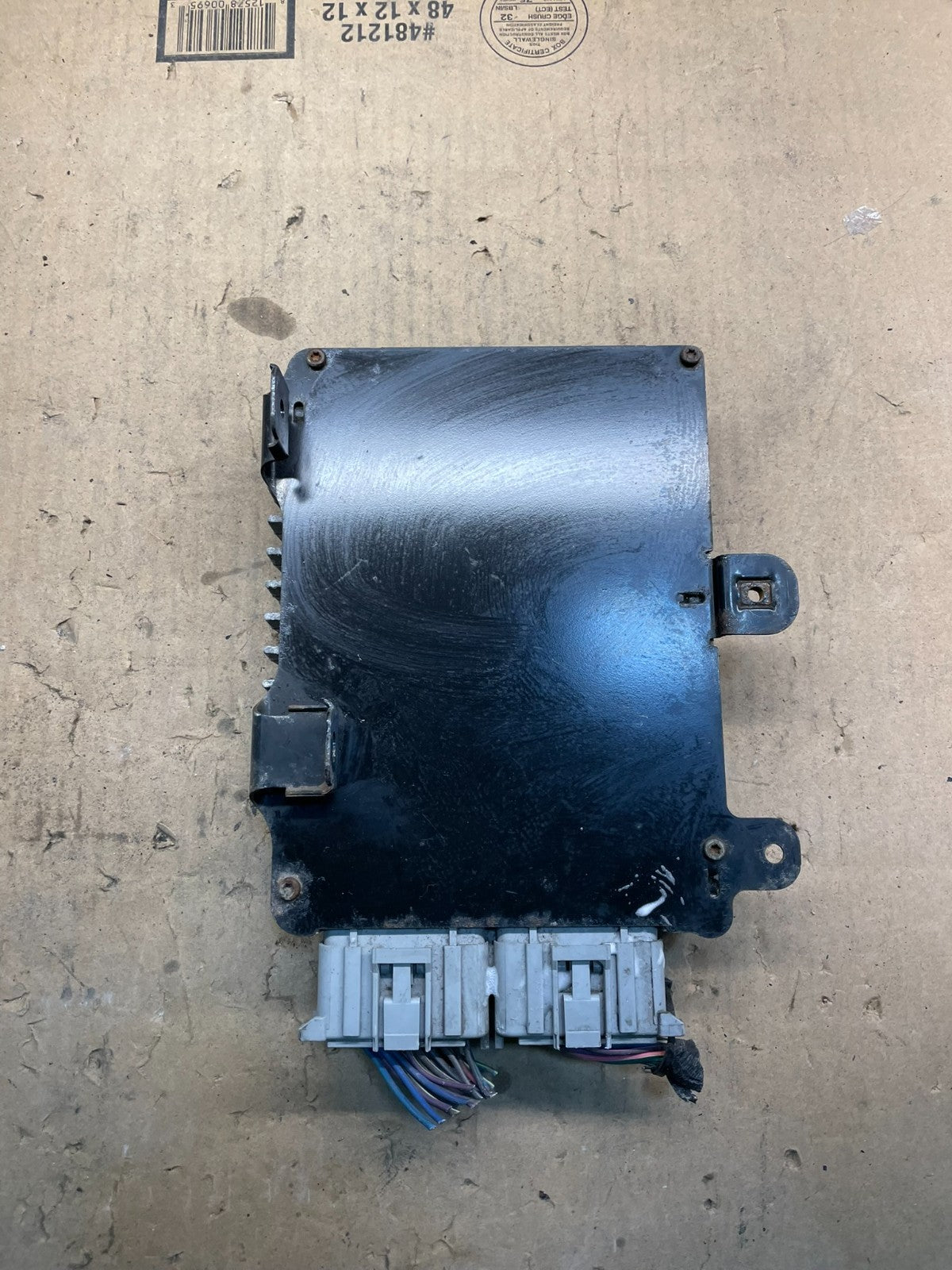 2003 Dodge Caravan Engine Computer Module ECU OEM W4271 DG2