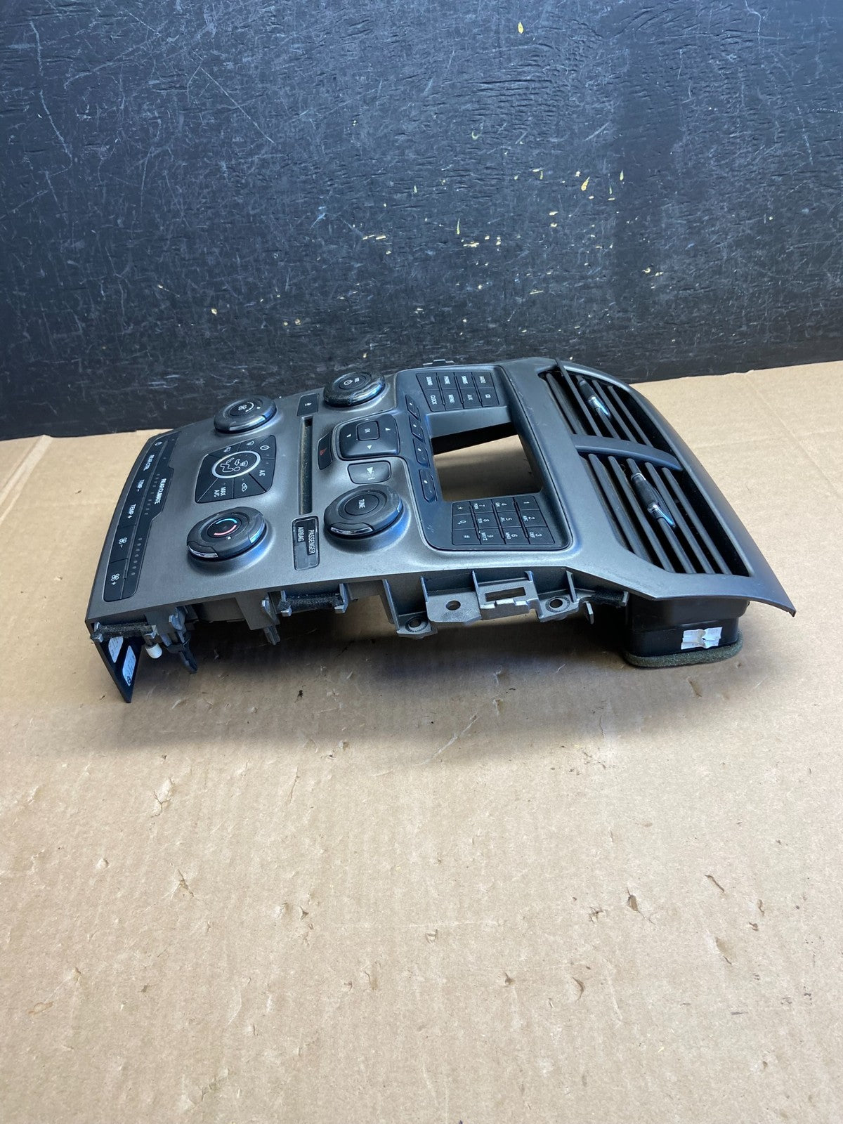 2014 2015 Ford Explorer Radio Climate Control Trim Bezel Panel AI6307 DW2