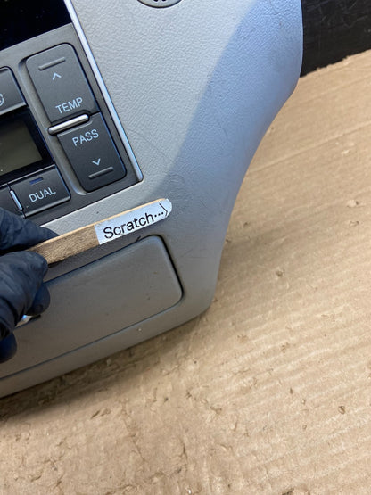 2006 to 2011 Hyundai Azera Radio Climate Control Trim Panel Bezel AG8780 DG3