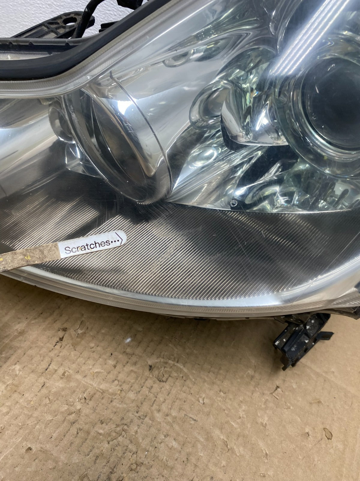 2006 to 2010 Infiniti M35 Left Driver Side Hid Xenon Headlight AD2357 DW3