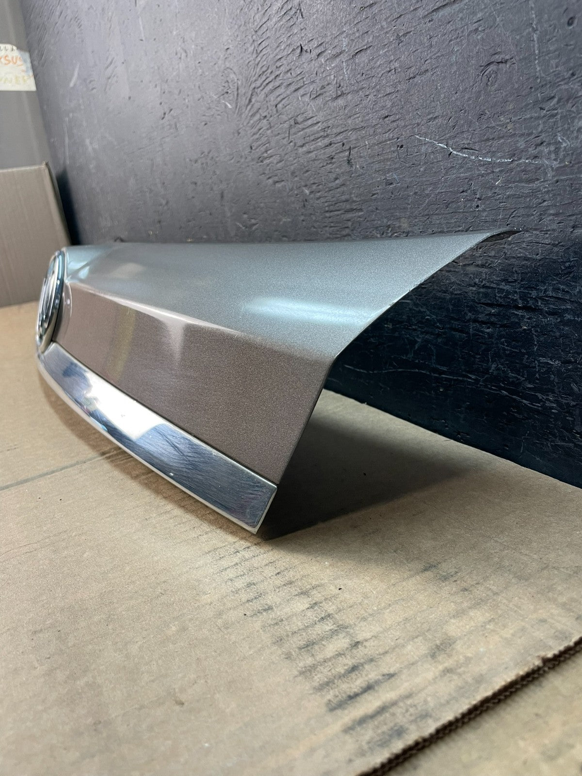 2013 to 2019 Buick Encore Molding Trunk Rear Tailgate W/ Camera AD0148 DG1