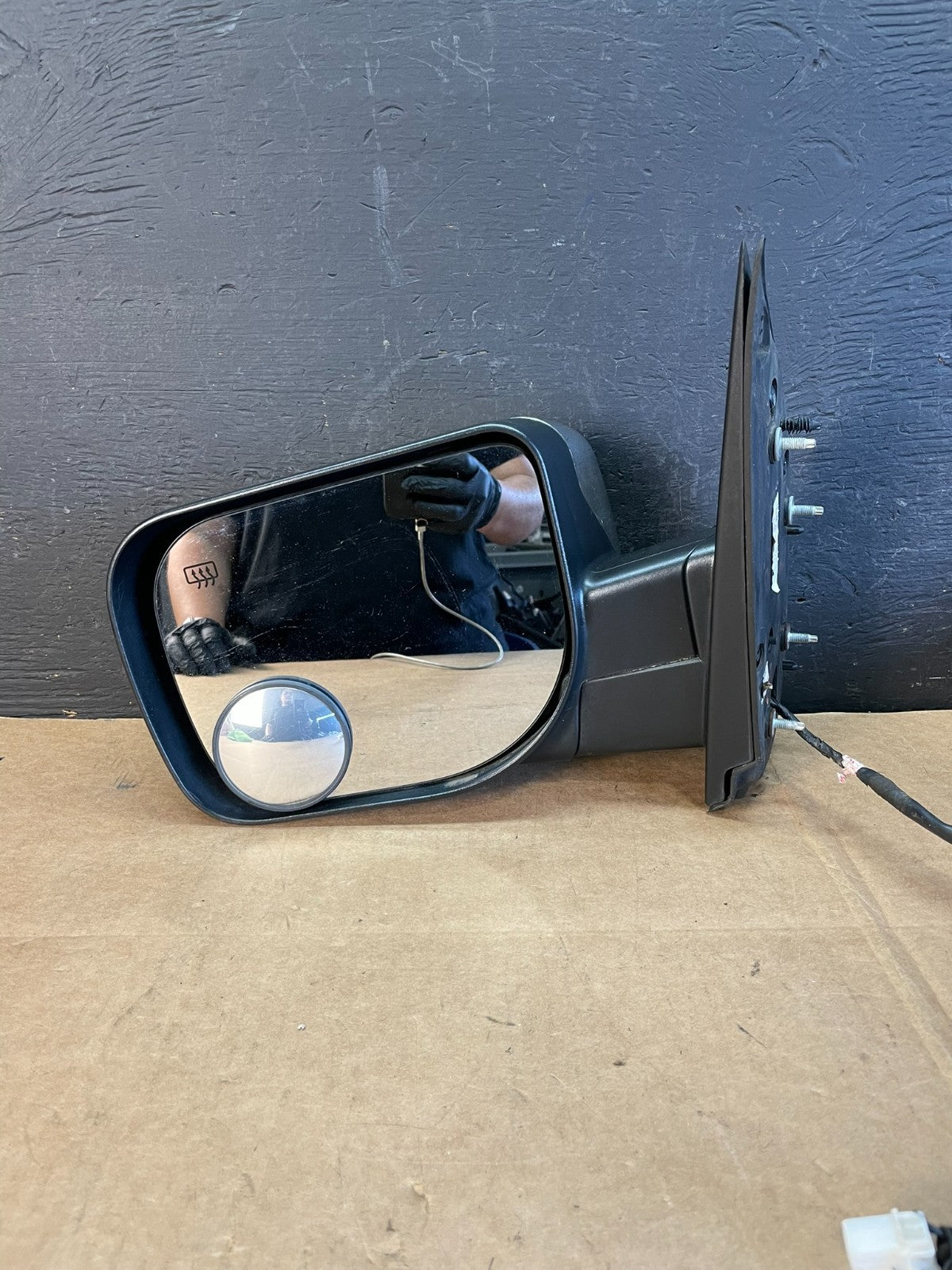 2008 to 2015 Nissan Armada Left Driver Side Heated Mirror AE0942 DW7