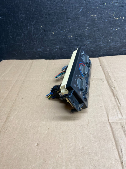 1999-2001 Chevrolet Tahoe AC Climate Control HVAC Rear Window Defogger AI6016 DG1