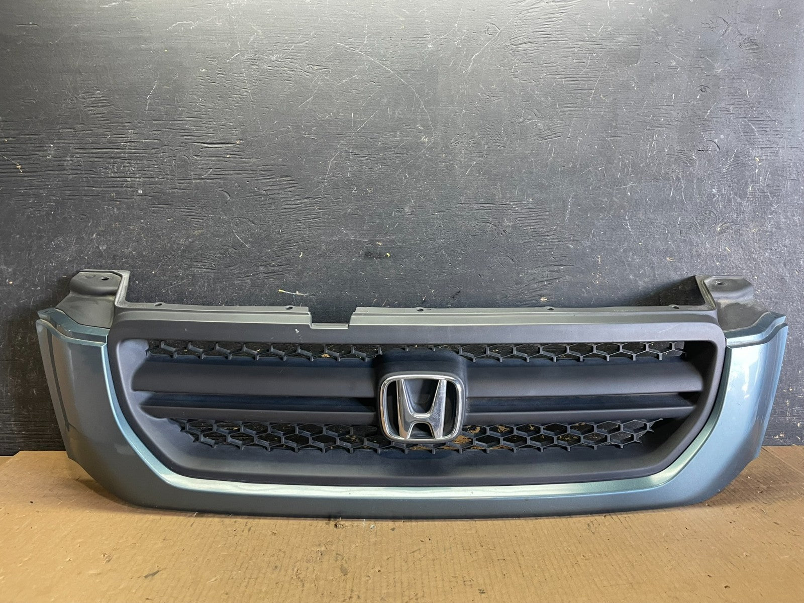 2003 2004 2005 Honda Pilot Front Upper Grill Grille Oem AA5879 DG0