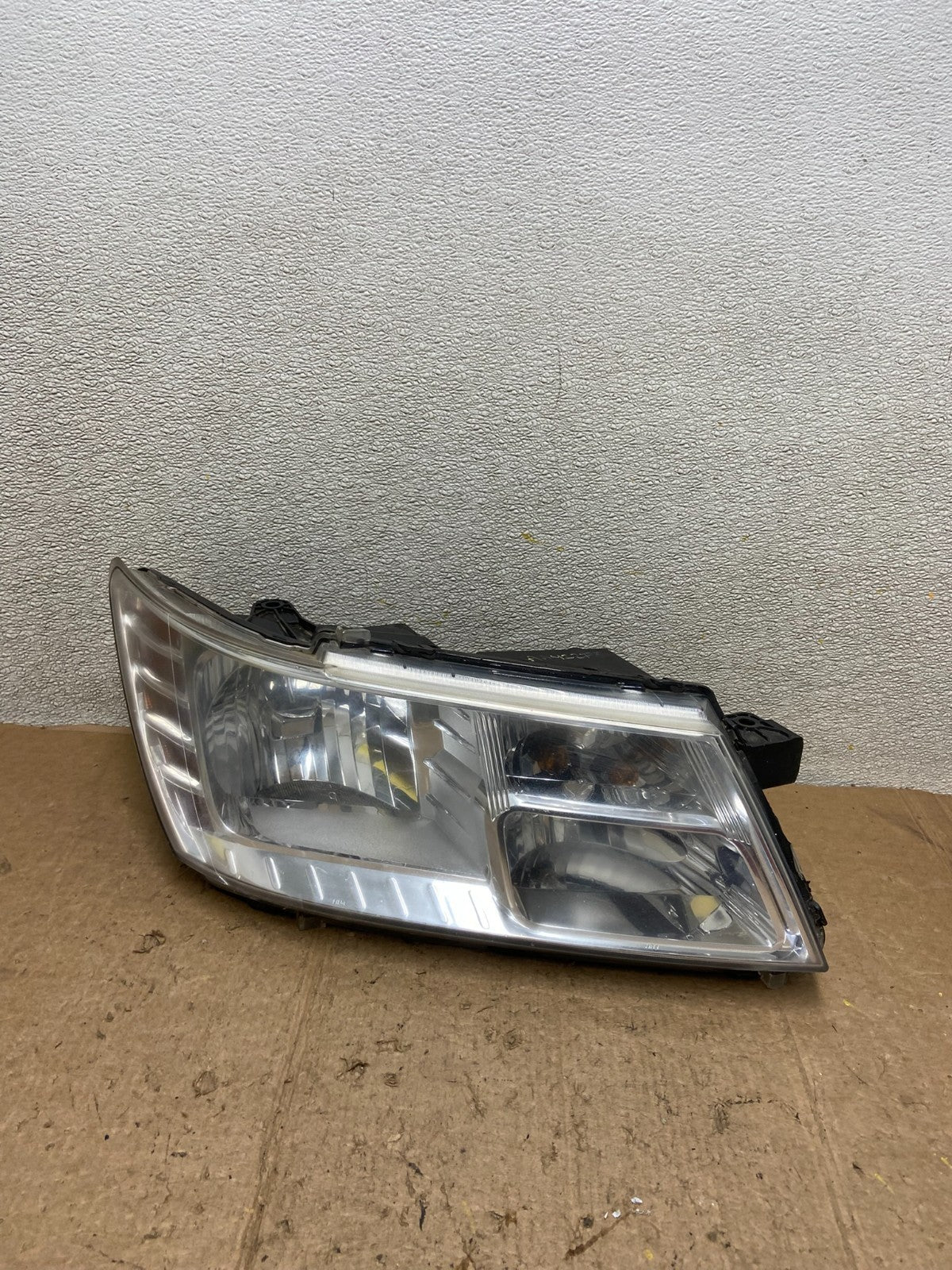 2009 to 2017 Dodge Journey Headlight Right Passenger Rh Halogen Oem AA4227 DW0