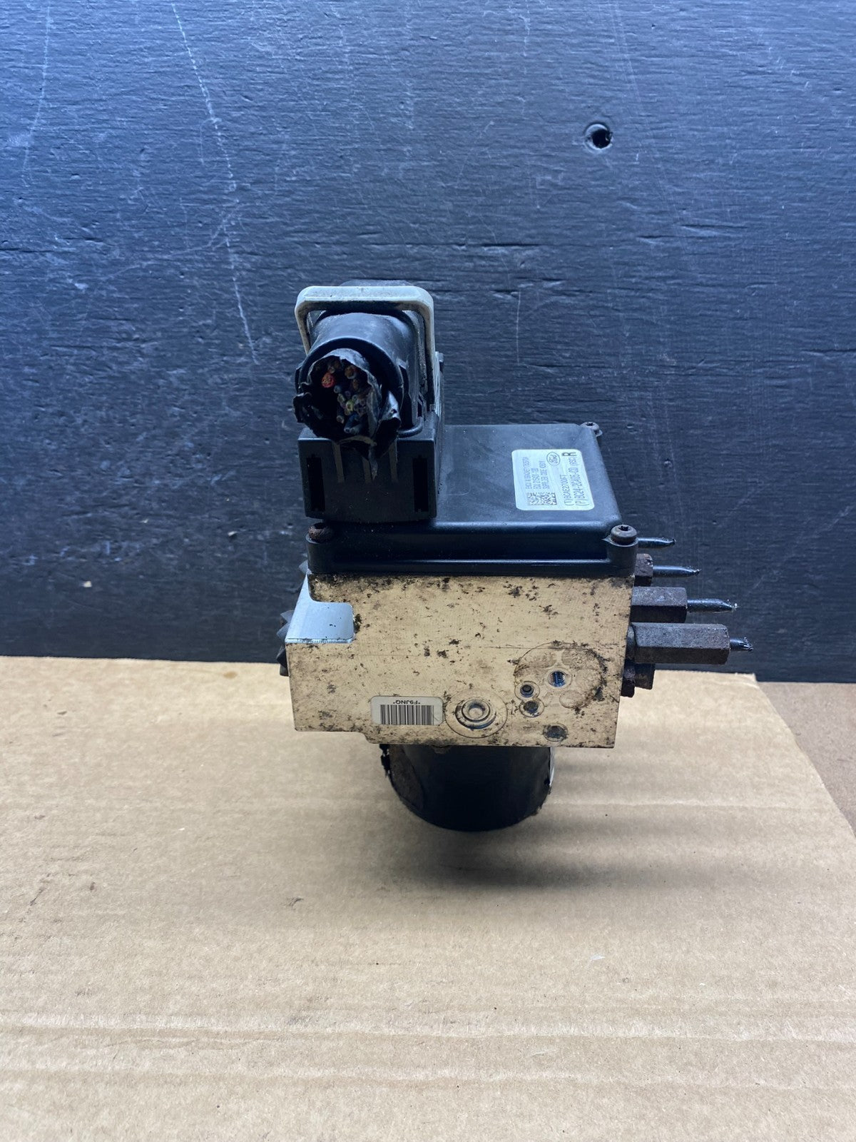 2011 - 2014 Ford E250 E350 Van ABS Anti Lock Brake Pump Module AF8900 DG4