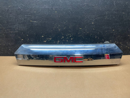 2010-2015 Gmc Terrain Lift Gate Handle Trim Back Up Camera 20881057 Z8192 DG0