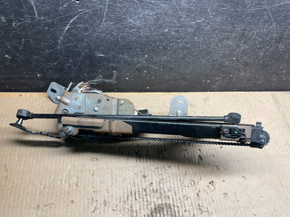 2008 to 2016 Chrysler Town & Country Rear Windshield Wiper Motor u9116 DG0