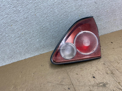 1999 - 2001 Lexus RX300 Right Passenger Side Rear Inner Tail Light Oem X2239 DW2