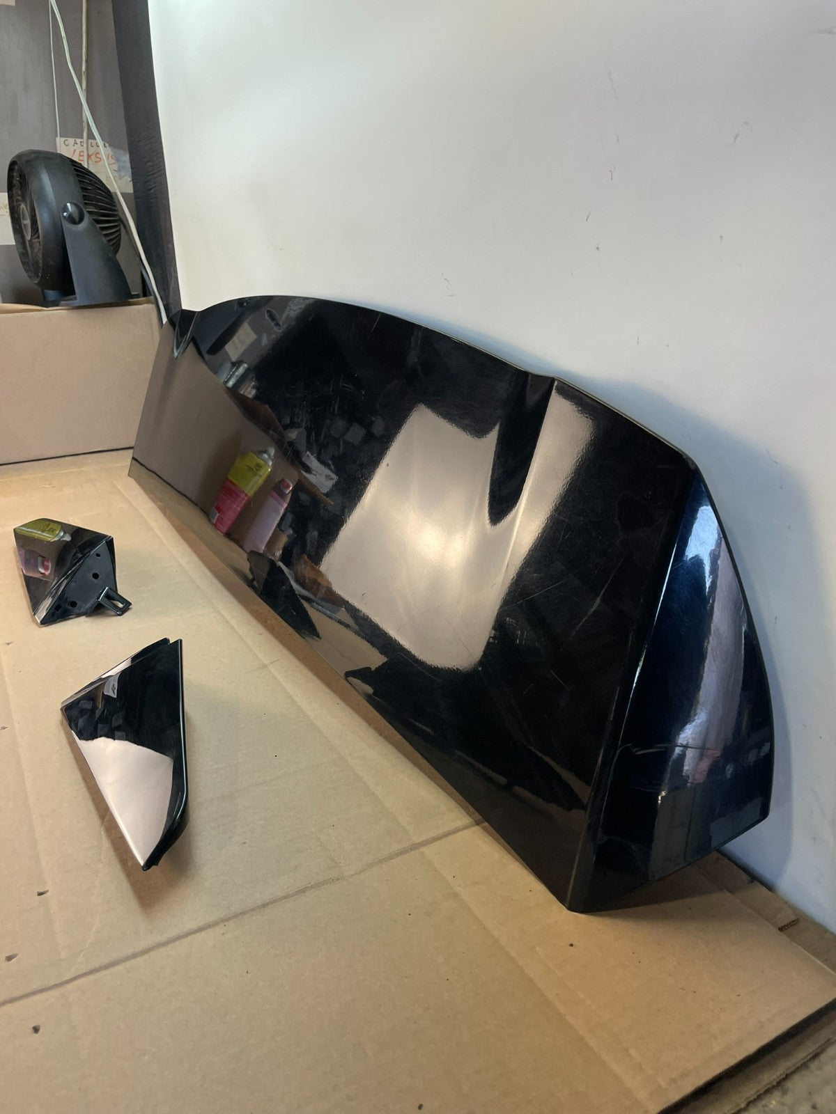 2020 to 2023 Ford Explorer Rear Liftgate Spoiler Wing ah6043 DG1