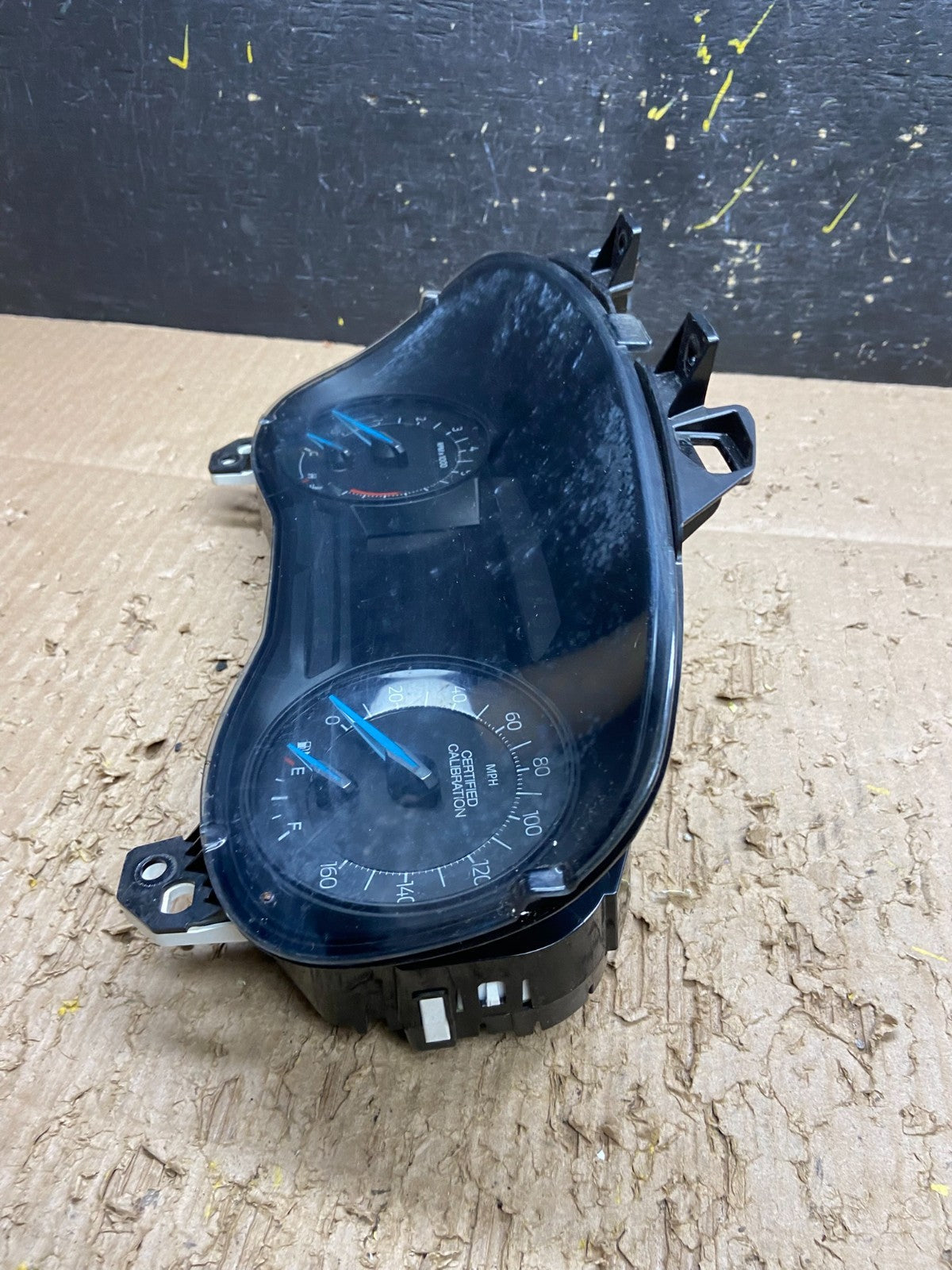 2016 Ford  Explorer Speedometer Cluster Gauge Oem v7784 DG2