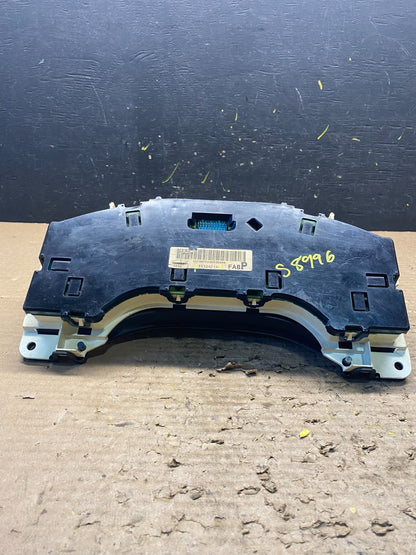 2004 to 2007 Chevrolet Express Speedometer Cluster Gauge S8996 DG5