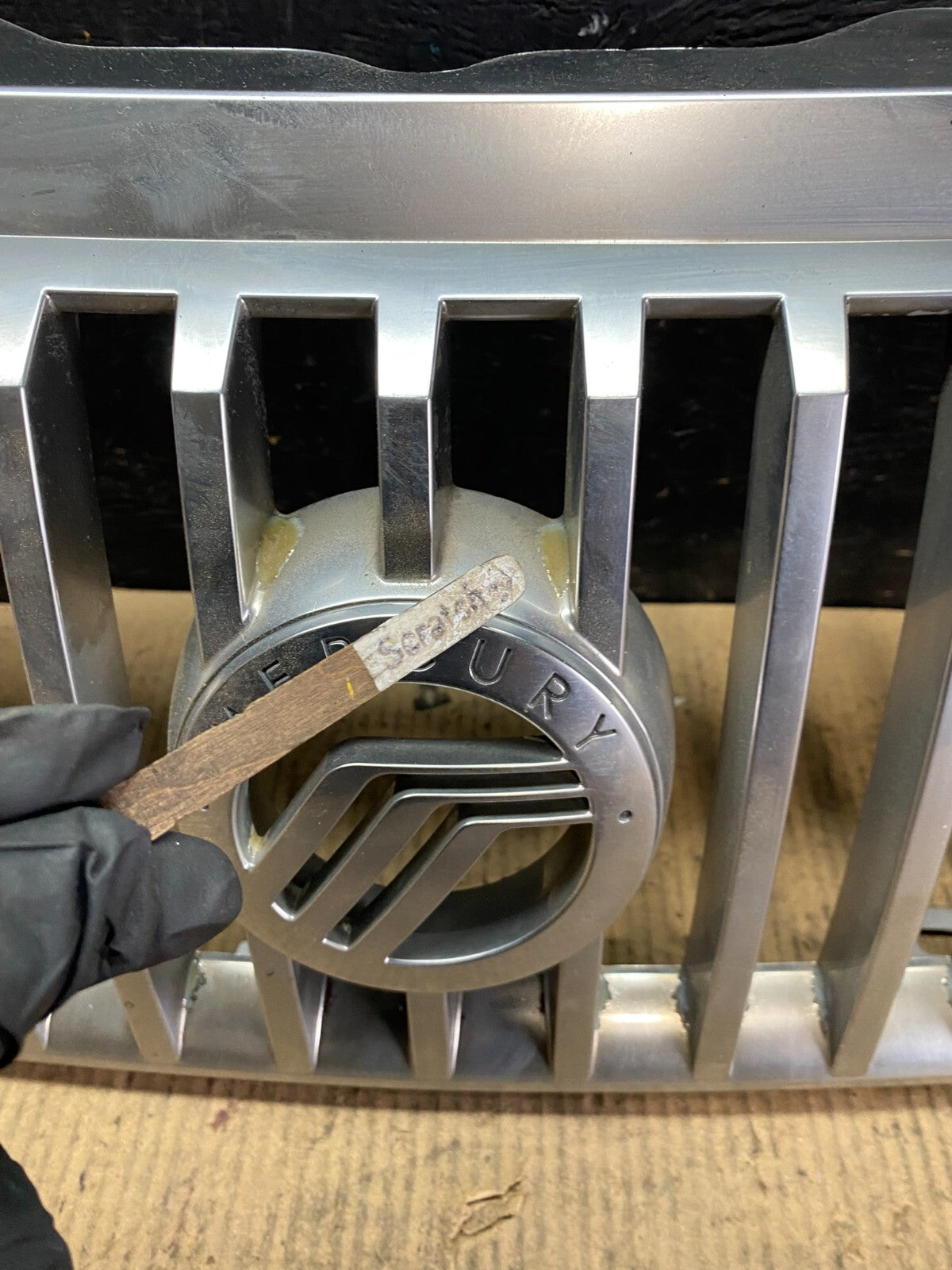 2002 to 2005 Mercury Mountaineer Front Upper Grill Grille Oem N5400 DG6