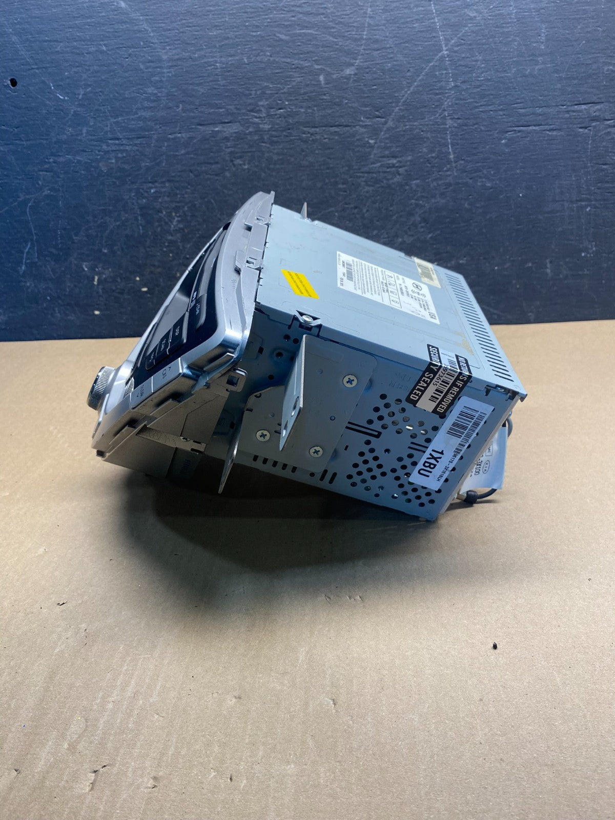 2011-2013 Hyundai Elantra Center Radio Climate Control Air Vent Bezel AG1783 DG1