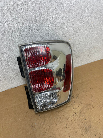 2005 to 2008 Chevrolet Equinox Right Passenger Rh Side Tail Light AD4657 LK2
