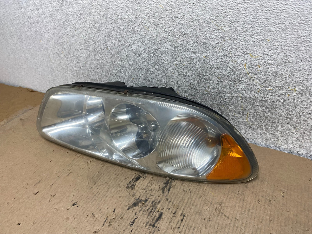 2008 to 2011 Mack Truck CXU600, GU800 Left Driver Side Halogen Headlight AH20992