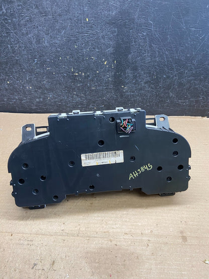 2007 to 2013 Chevrolet Silverado Suburban Cluster Gauge Speedometer ah3844 DG3