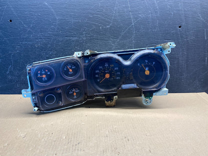 1988 to 1989 Chevrolet GMC Squarebody Speedometer Gauge Cluster AG18630