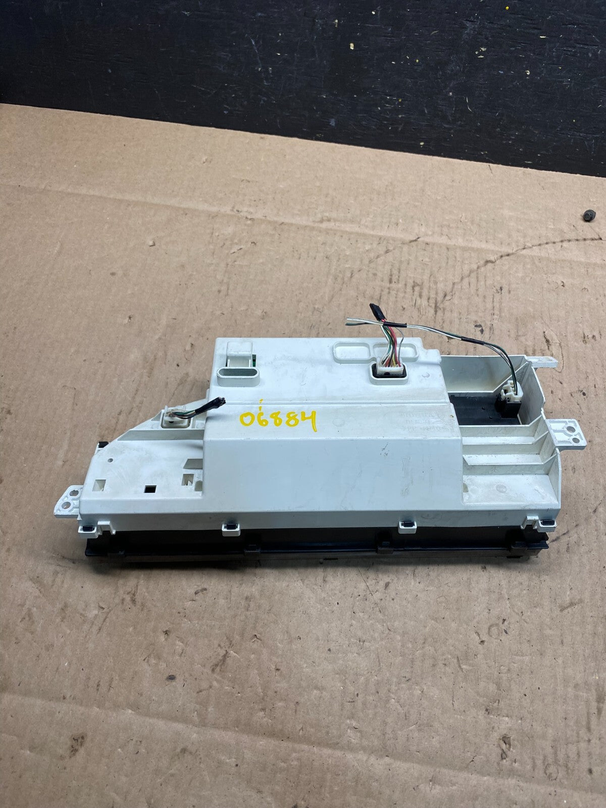 2005 to 2007 Toyota Avalon  Information Display Screen O6884 PS5