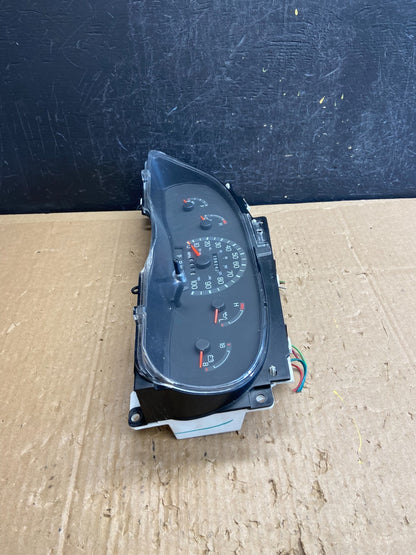 1998 Ford E150 E250 E350 Gauge Speedometer Cluster ad6919 DG2