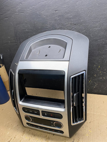 2007 - 2010 Ford Edge Heater Climate Control Radio Control Dash Bezel U5611 DG4