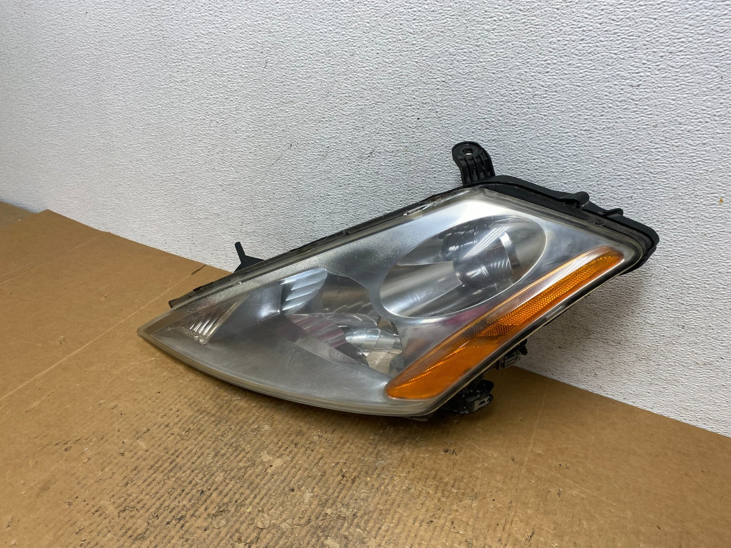 2003 to 2007 Nissan Murano Headlight Halogen Left Driver LH AE2752 DW1