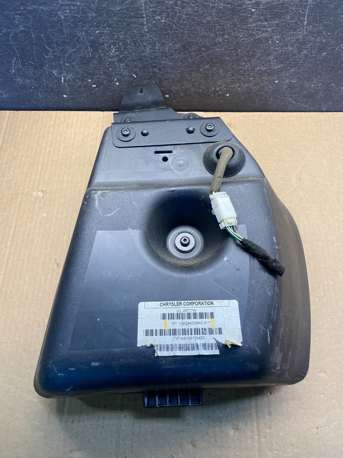 2012 2019 Dodge Charger Beats Subwoofer Speaker AG3746 DW4