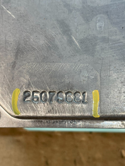 1988-1992 Chevrolet GMC Sierra Silverado Cluster Gauge Speedometer ECM AE3391 DG8