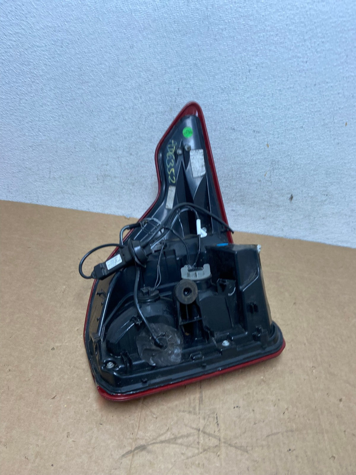 2020 2021 2022 2023 Ford Explorer Right Passenger Side Tail light AD6352 LK6